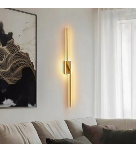 Złoty liniowy kinkiet nad lustro o przewrotnej formie 80cm | LED