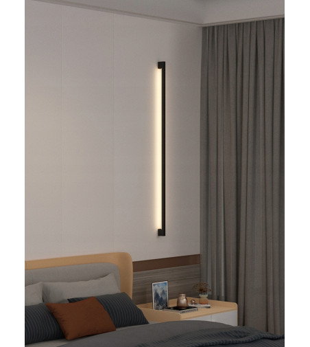 Czarna lampa ścienna LED NIKO 80 cm – nowoczesny kinkiet liniowy Wobako