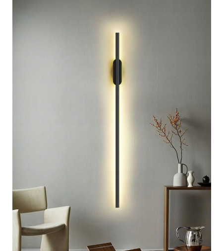 Kinkiet LED IZRA 60cm – nowoczesny czarny design, ciepłe światło 3000K