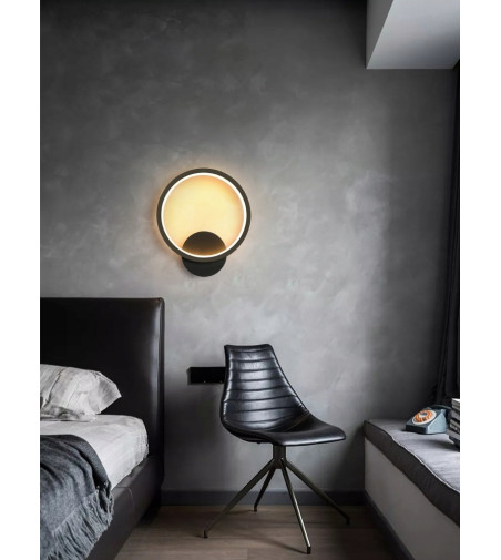 Kinkiet LED SILVA Q – subtelne oświetlenie ścienne, czarna obudowa 24 cm