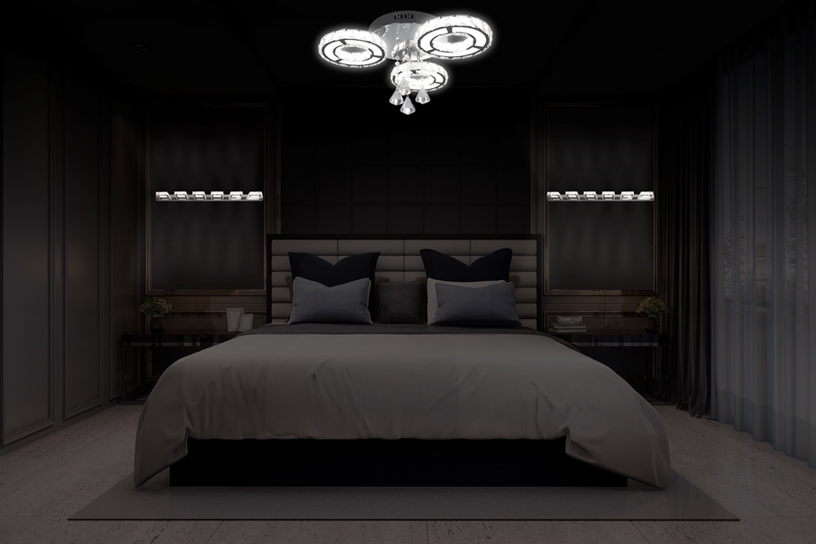 Lampa glamur do sypialni z pięknymi kryształkami generującymi piękne refleksy swietlne